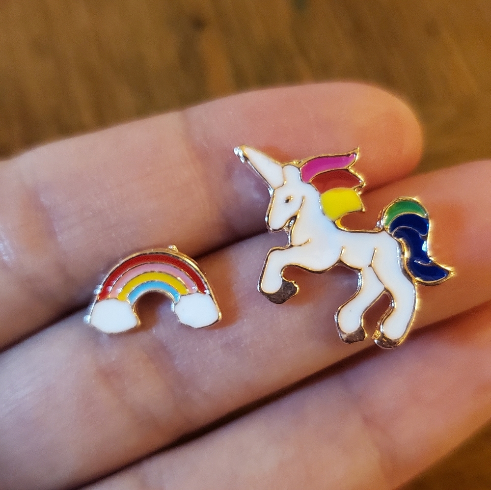 NWOT Unicorn Studs - Picture 4 of 10